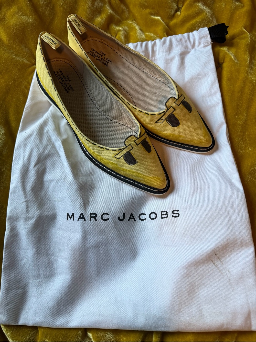 Marc Jacobs Yellow Pointed Toe Flats with Black Trim - Picture 2 of 5